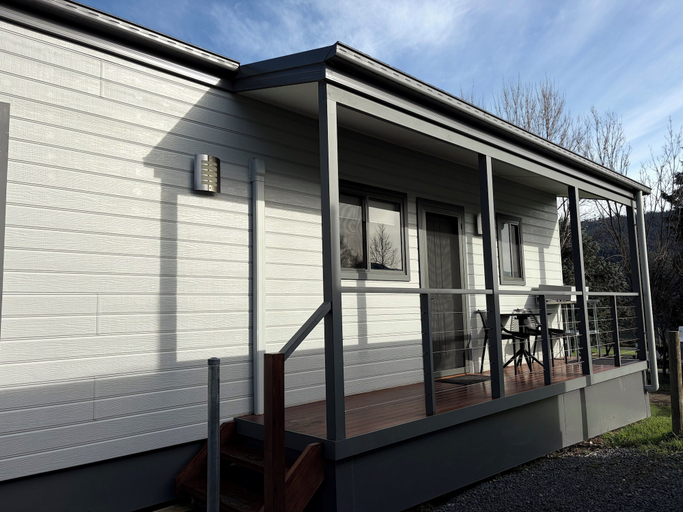 Room 4, Tiny Away Stay – Mann River, Clarence Valley Bal
