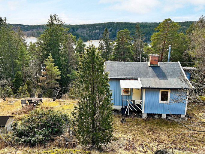 Others 1, 5 Person Holiday Home in Tyreso, Tyresö