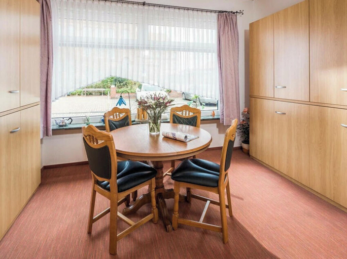 Dining 5, Schmalenbeck House Lucius 1, Aurich