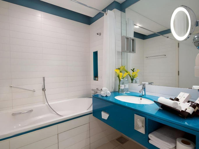 Bathroom, Dubai International Terminal Hotel, Dubai