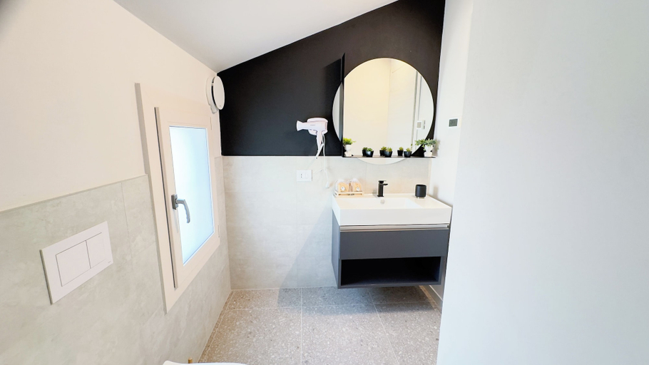 Interior 3, Graceful Apartments Hell Apartment by Ca-sa Check, Venezia