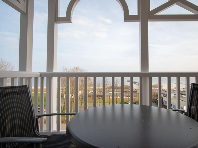 Outdoor dining 2, Holiday Apartment With 2 Bedrooms, Ostholstein