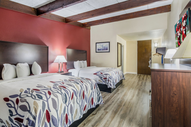Bedroom 3, Red Roof Inn Madison Heights, VA, Amherst