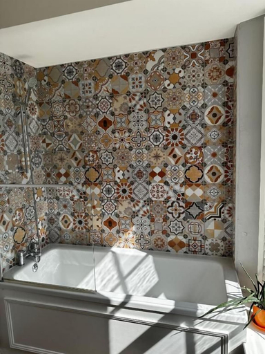 Bathroom 3, The Castle Hotel, Ceredigion