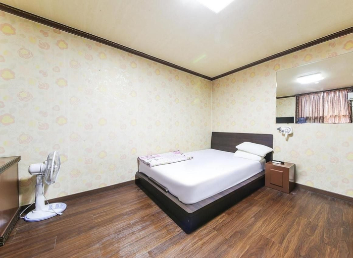 Bedroom 4, Motel Sangmu Gwangju, Gwangsan