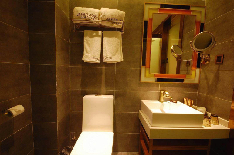 Bathroom 3, James Joyce Hotel Lushan Scenic Area Guling Street, Jiujiang
