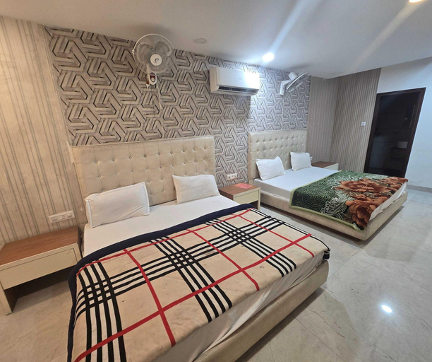 Room 3, Deluxe Room Hotel Tashi, Amritsar