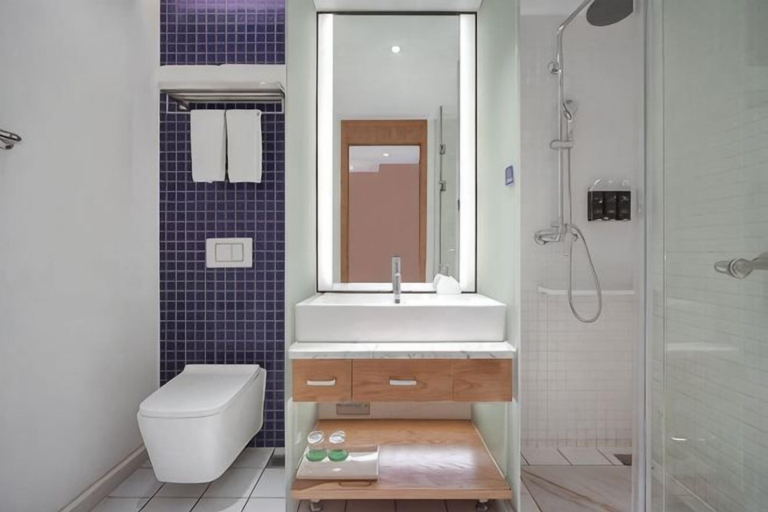 Bathroom 3, Kyriad Marvelous Hotel (Shanghai Daning International Plaza), Shanghai