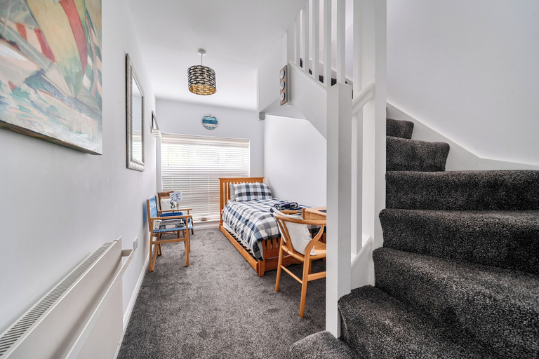 Others 5, 1 Bed Cottage - Sleeps 2 - Wifi, Cornwall