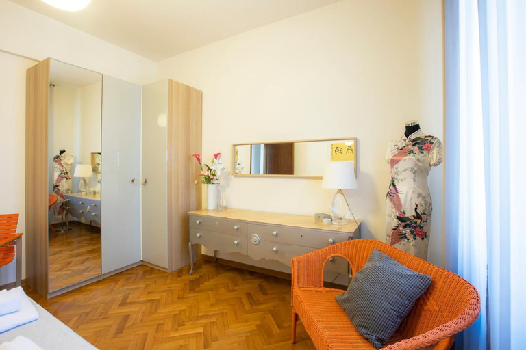 Room 3, Casa Romitino Modern and Spacious Apartment, Florence
