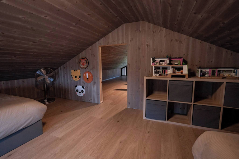 Room 3, Luxury Cabin, Wellness and View Over the Tyrifjord, Modum