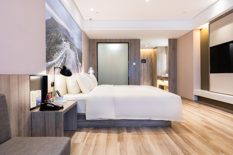 Bedroom 2, SERENE HOTEL, Guilin