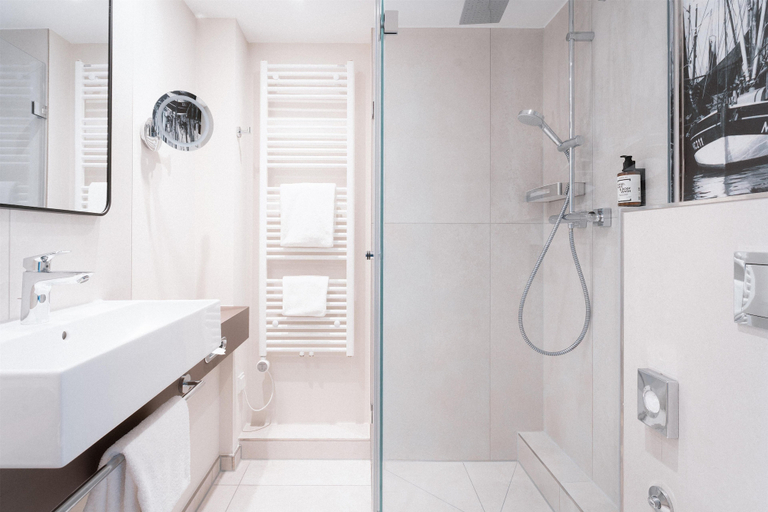 Bathroom 4, Best Western Hotel Das Donners, Cuxhaven