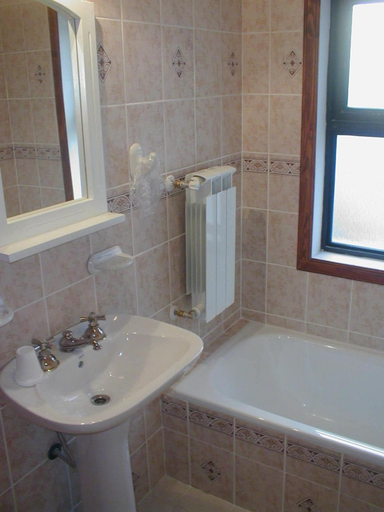 Bathroom 4, Antártida Argentina, Ushuaia