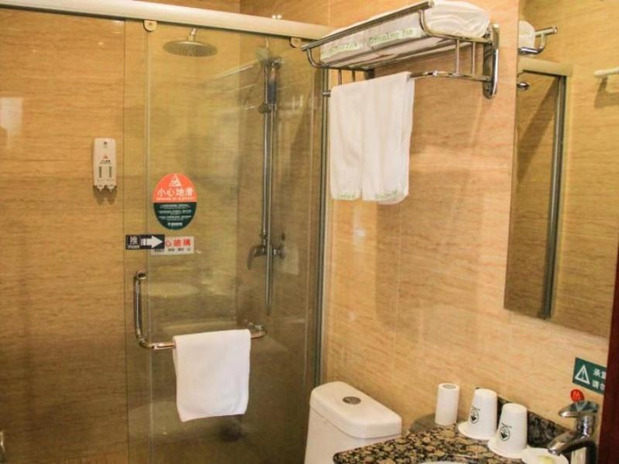 Bathroom, GreenTree Inn Beijing Chaoyang Beiyuan Beijing Meeting Center Express Hotel, Beijing