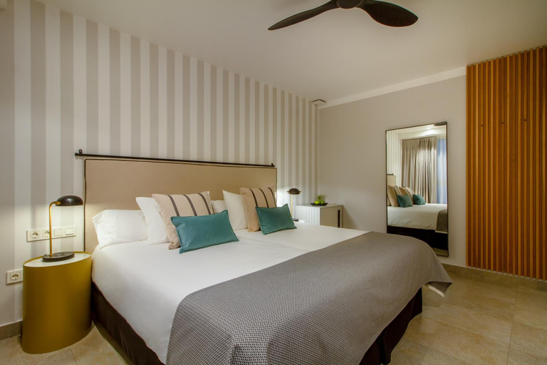 Bedroom 2, SOLYMAR Gran Hotel, Alicante