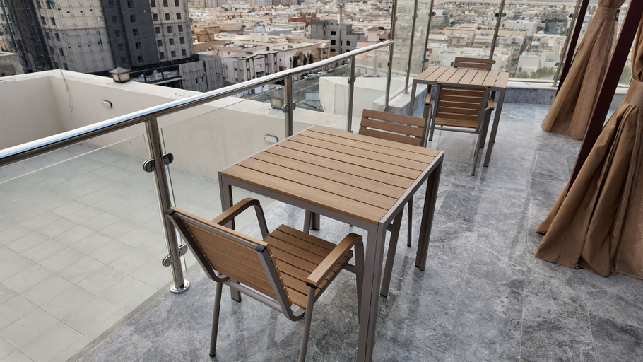Outdoor dining 3, AreenPlaza, Jeddah