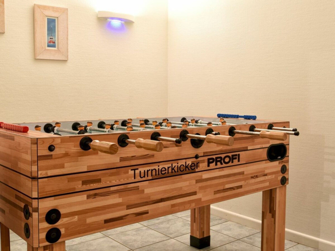 Game room, Holiday Apartment With 1 Bedroom, Nordfriesland