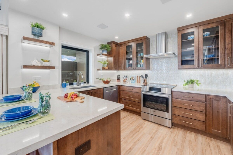 Interior 3, Renovated 1BD Ocean Views Whale Watching - KRV 2612, Maui