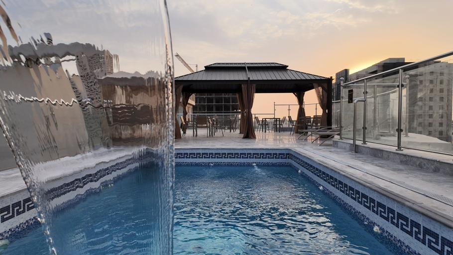 Pool 5, AreenPlaza, Jeddah