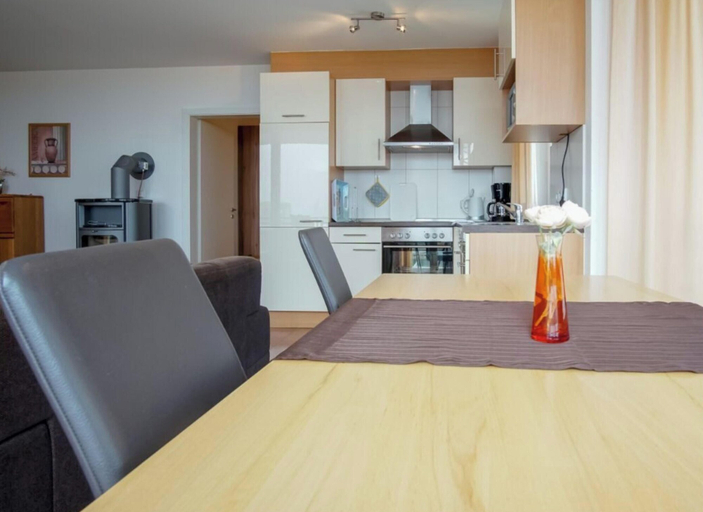 Private kitchen 5, Holiday Apartment With 2 Bedrooms, Ostholstein