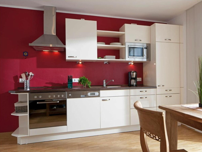 Private kitchen 4, Holiday Apartment in Norderney With Wi-fi, Aurich