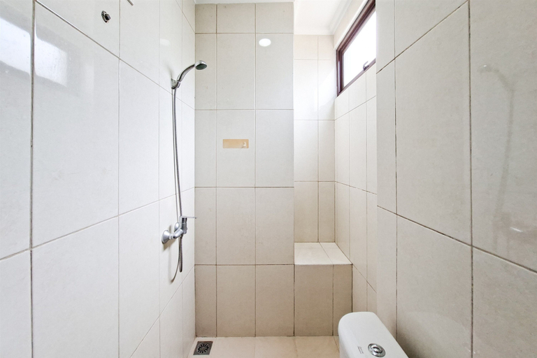 Interior 4, Cozy Stay 3Br At Asatti Apartment, South Tangerang