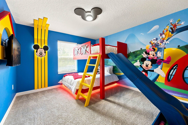 Room 5, Themed Disney Getaway, Pool & Amazing Location, Osceola