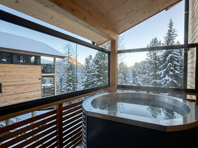 Indoor spa tub, Superior Chalet # 31 With Sauna & Hot Tub, Murau