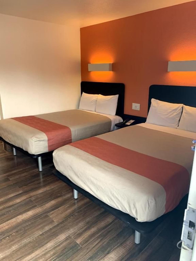 Bedroom 3, Motel 6 Fremont South, Alameda