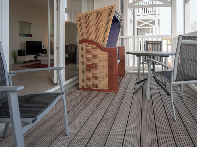 Property grounds 4, Holiday Apartment With 2 Bedrooms, Ostholstein