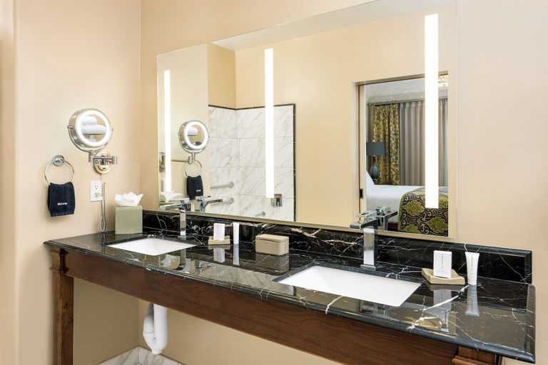 Bathroom 5, Allegretto Vineyard Resort Paso Robles, San Luis Obispo