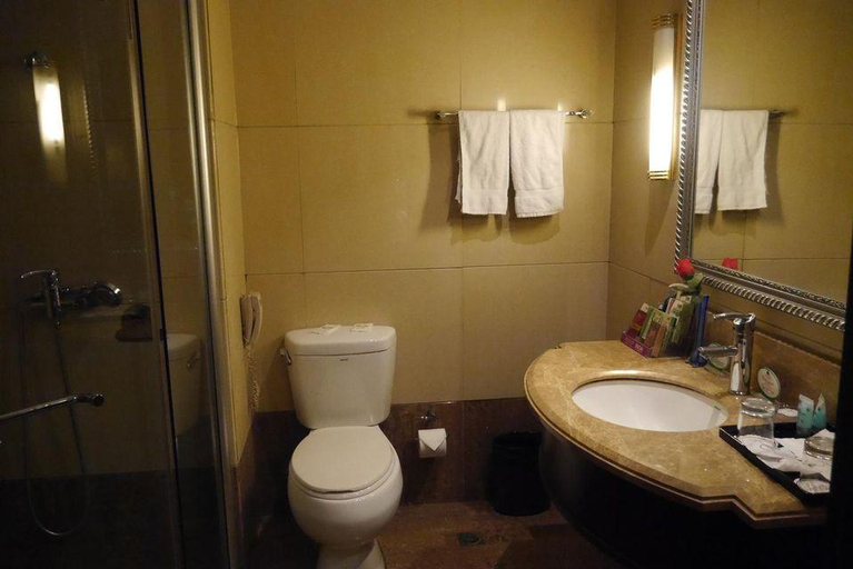 Bathroom 3, Shell Hotel (Suzhou Shengze Oriental Textile City Store), Suzhou