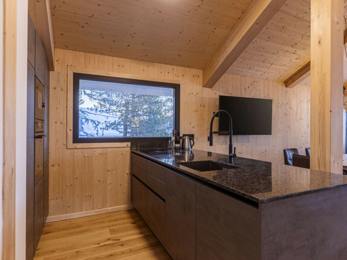 Private kitchen, Superior Chalet # 2 With Sauna & Hot Tub, Murau