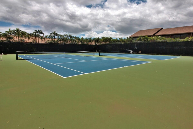 Exterior 2, Remodeled 3BD w AC Pool Near Sandy Beach - Koa Resort 3J, Maui