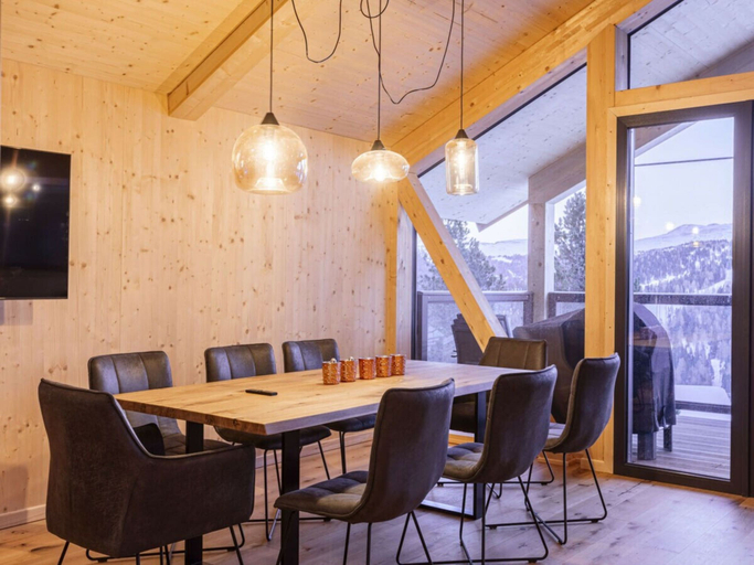 Dining 2, Superior Chalet # 2 With Sauna & Hot Tub, Murau