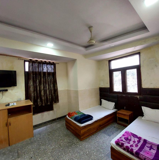Room 3, Khandelwal Bhawan, Delhi