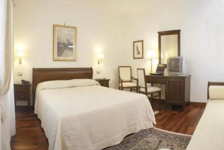 Bedroom 4, Villa Crispi, Venezia