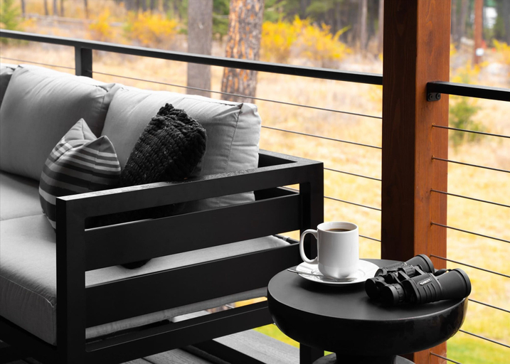 Room 2, The Evergreen Close to Skiing Sauna Spa, Flathead