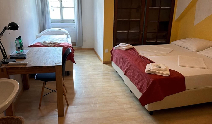 Bedroom 2, Gasthof Bären, Zofingen