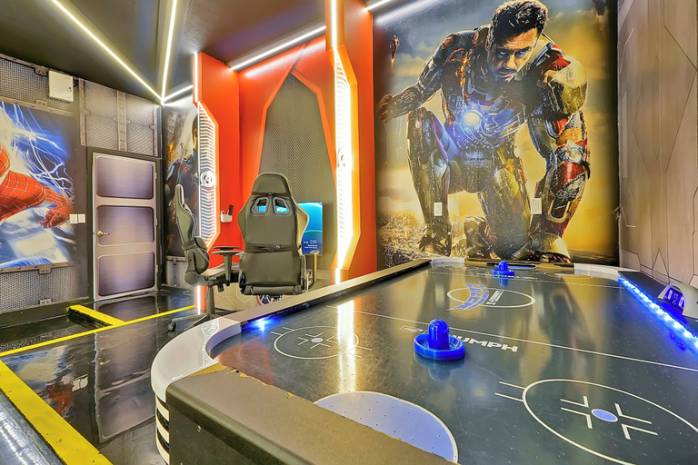 Interior 2, Star Wars & Jurassic Park Fun Near Disney, Osceola