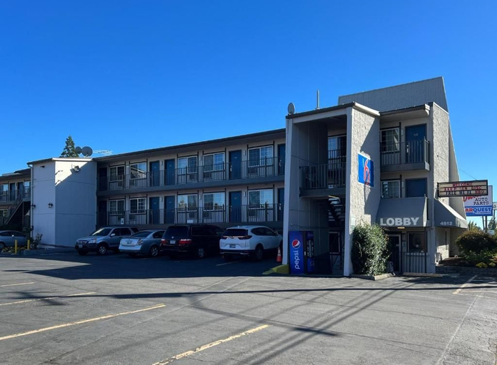 Exterior & Views 2, Motel 6 Portland, OR - Southeast, Multnomah