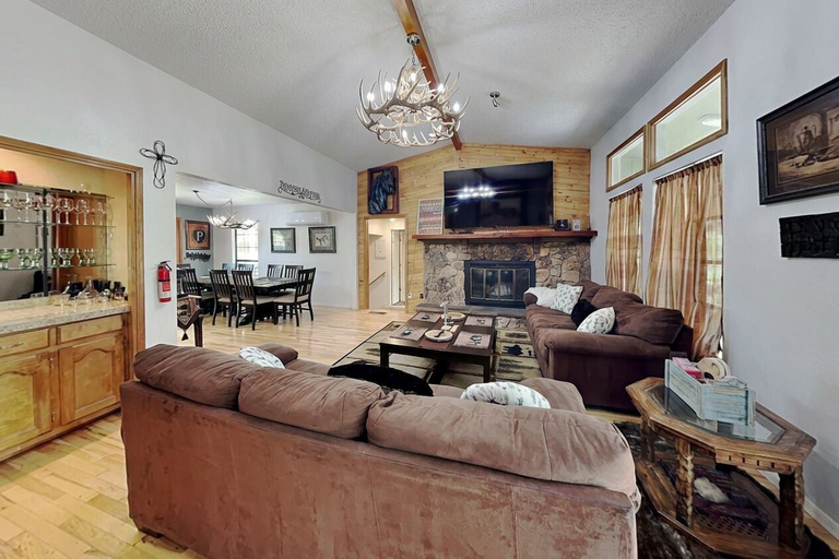 Property amenity 3, Cozy Cove Lodge, Lincoln