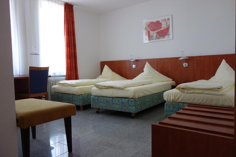 Bedroom 4, Parkhotel Friedrichstraße, Gießen