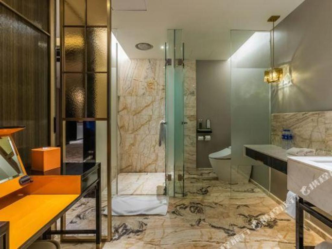 Bathroom 4, Grand New Century Hotel Yixing, Wuxi