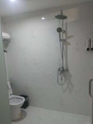 Bathroom 3, Jinyuquan Hotel, Ezhou