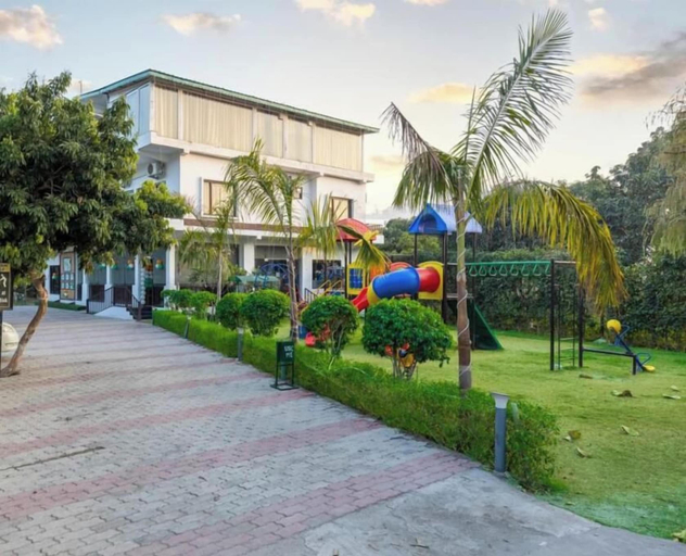 Exterior & Views, Seven Corbett Resort, Nainital