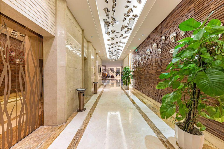Others 4, Astral Hotel, Chongqing