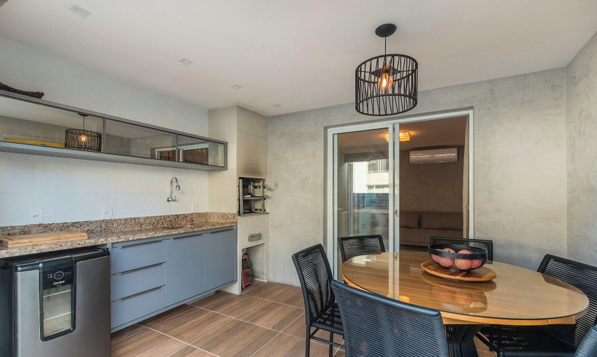 Dining, Apt w/ Barbecue Grill in Condo w/ Pool Itf0006, Mata de São João