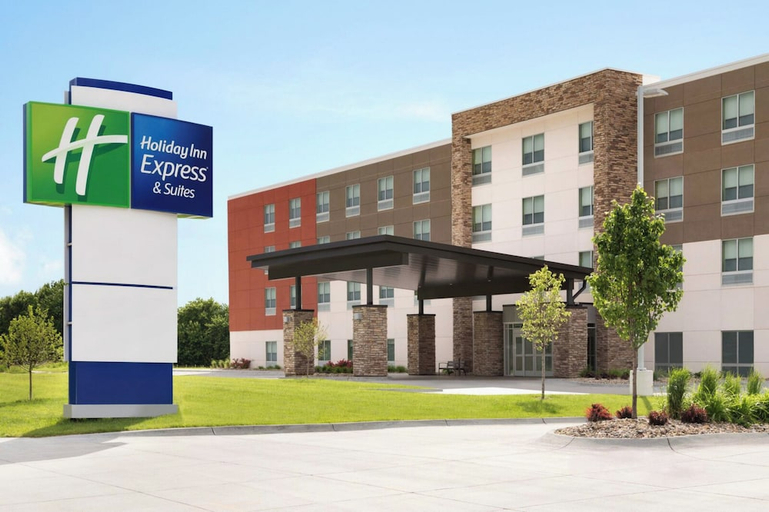 Exterior & Views, Holiday Inn Express & Suites RED WING, Goodhue
